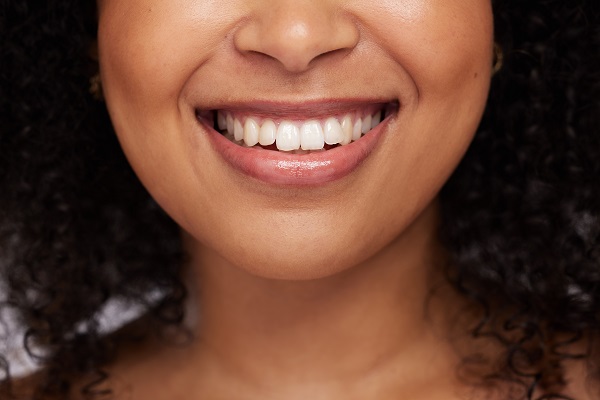 Cosmetic Dentistry With Dental Bonding